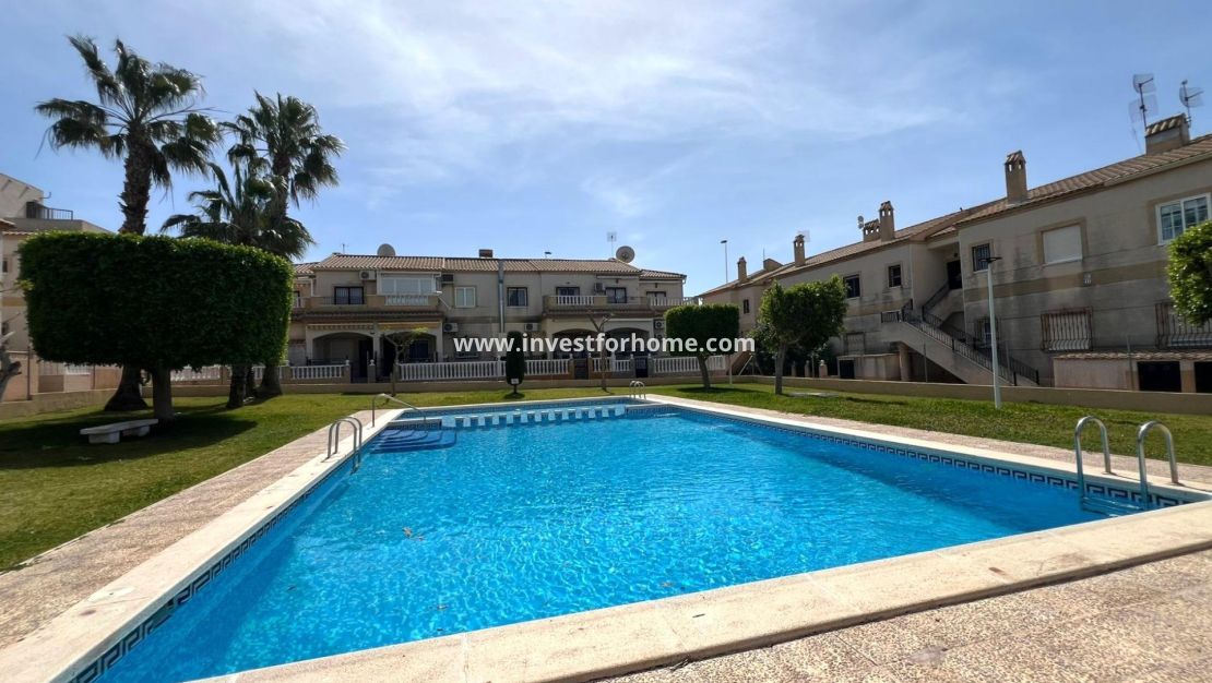 Verkoop - Bungalow - Torrevieja - aguas nuevas