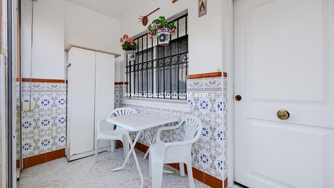 Verkoop - Bungalow - Torrevieja - El Acequión - Los Náufragos
