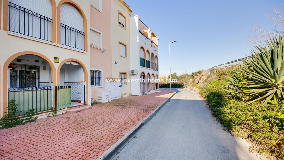 Verkoop - Bungalow - Torrevieja - El Acequión - Los Náufragos