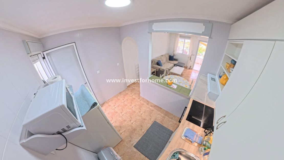 Verkoop - Bungalow - Torrevieja - El Limonar