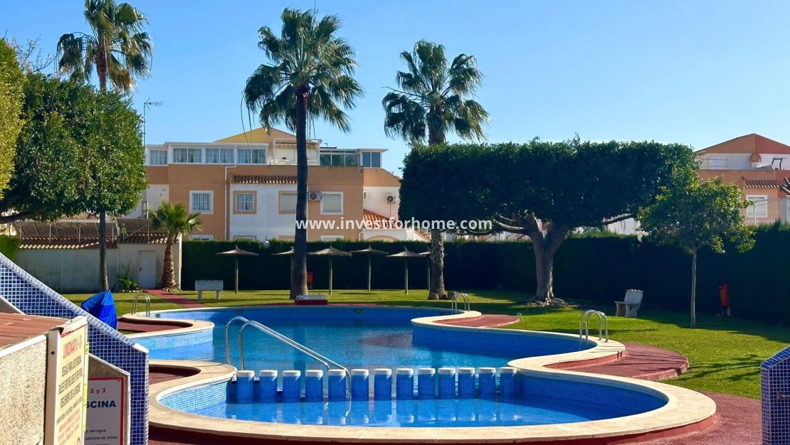 Verkoop - Bungalow - Torrevieja - El Limonar