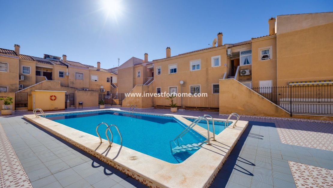 Verkoop - Bungalow - Torrevieja - El Molino