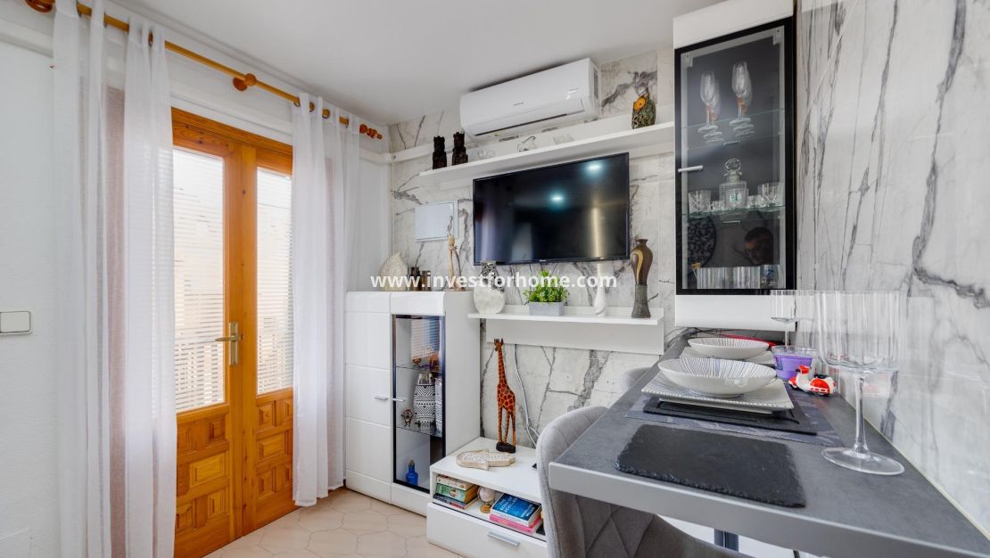 Verkoop - Bungalow - Torrevieja - La Siesta - El Salado - Torreta