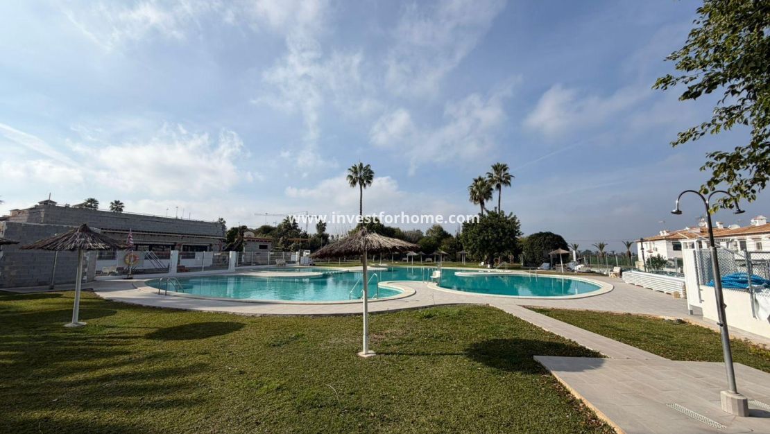 Verkoop - Bungalow - Torrevieja - Los Balcones