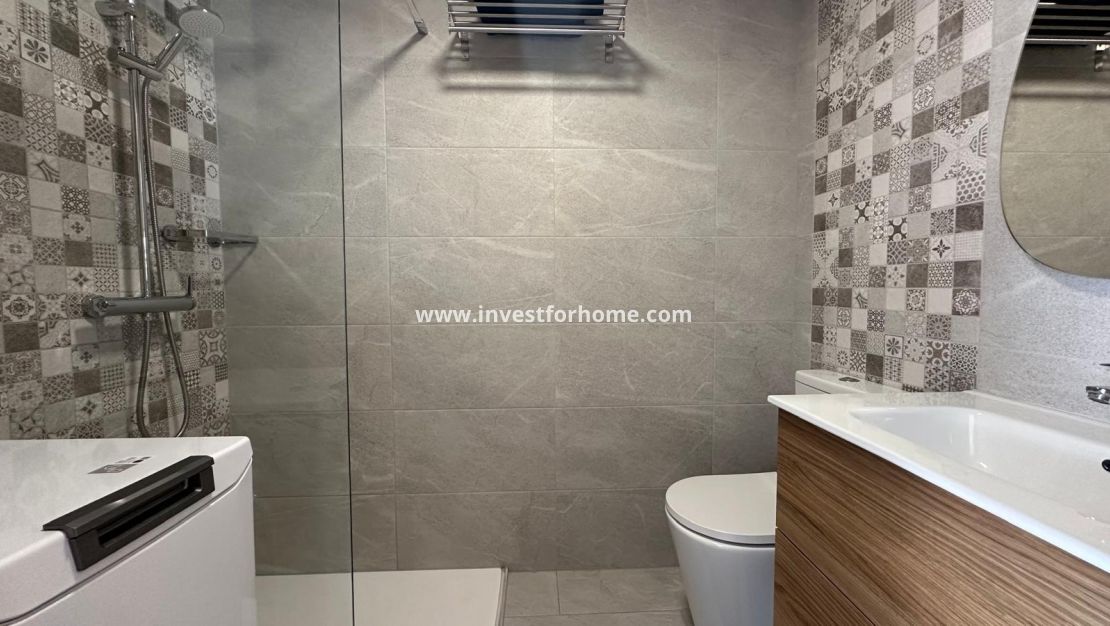 Verkoop - Bungalow - Torrevieja - Los Balcones