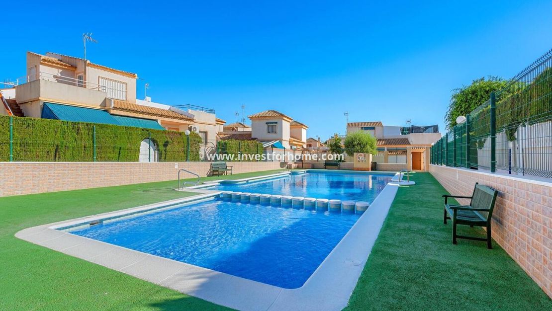 Verkoop - Bungalow - Torrevieja - Los Balcones