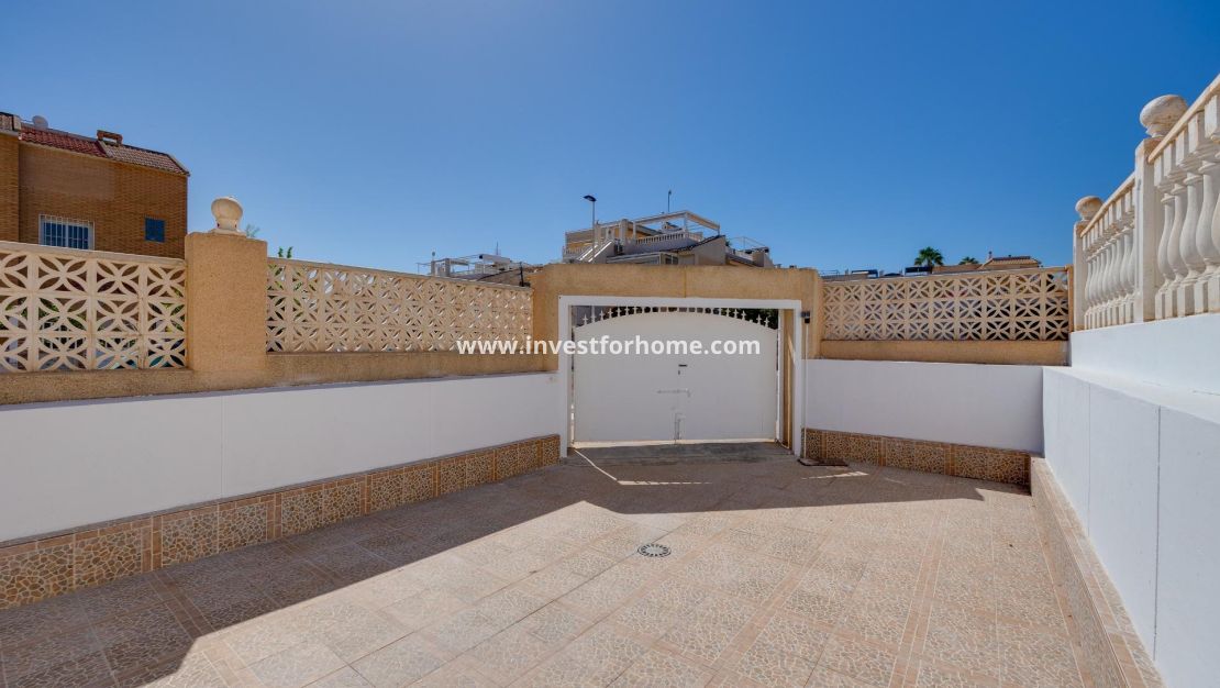 Verkoop - Bungalow - Torrevieja - Nueva Torrevieja - Aguas Nuevas
