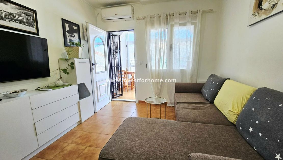 Verkoop - Bungalow - Torrevieja - Nueva Torrevieja - Aguas Nuevas