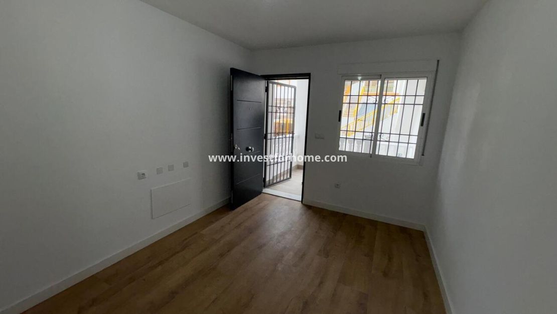 Verkoop - Bungalow - Torrevieja - PARQUE DE LAS NACIONES