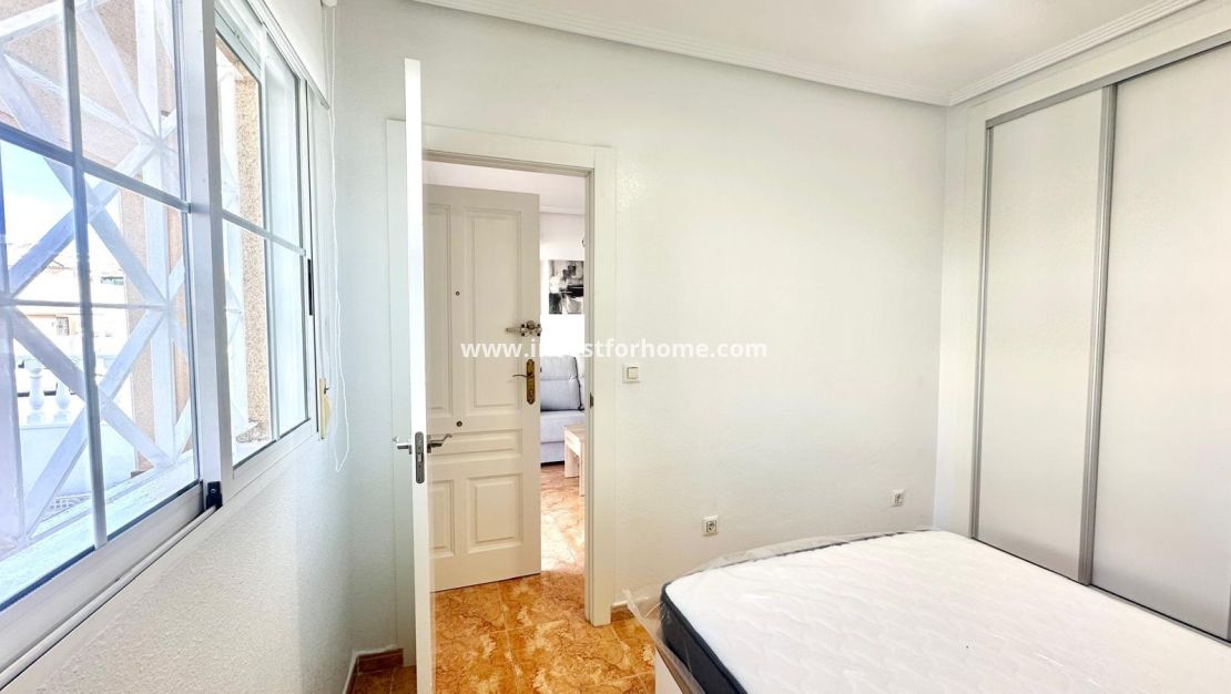 Verkoop - Bungalow - Torrevieja - Playa de los Locos