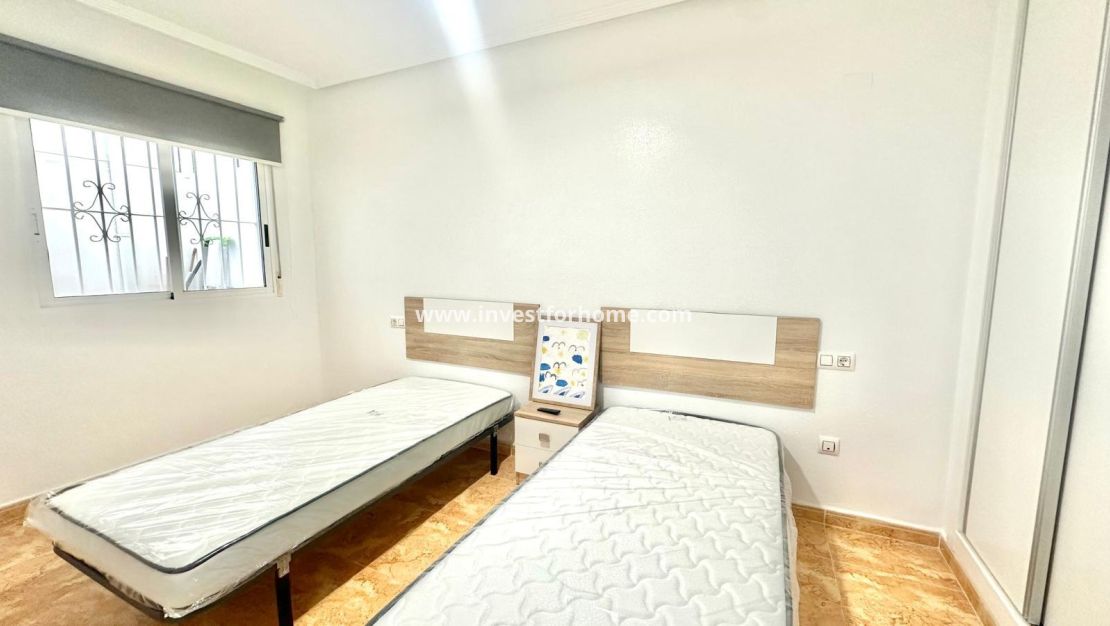 Verkoop - Bungalow - Torrevieja - Playa de los Locos