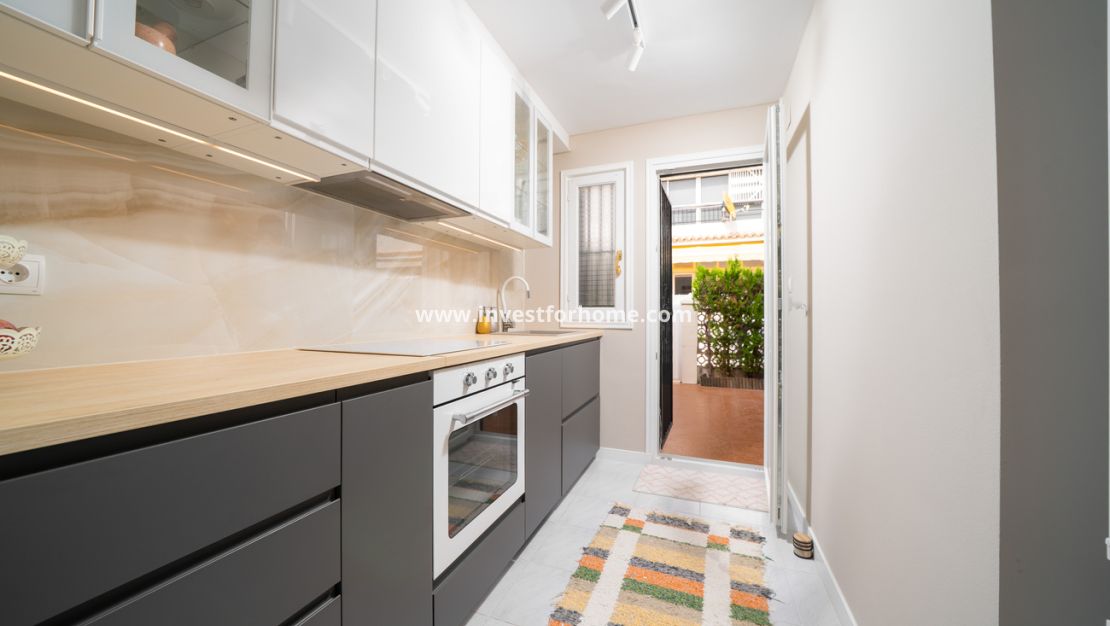 Verkoop - Bungalow - Torrevieja - Torrelamata - La Mata