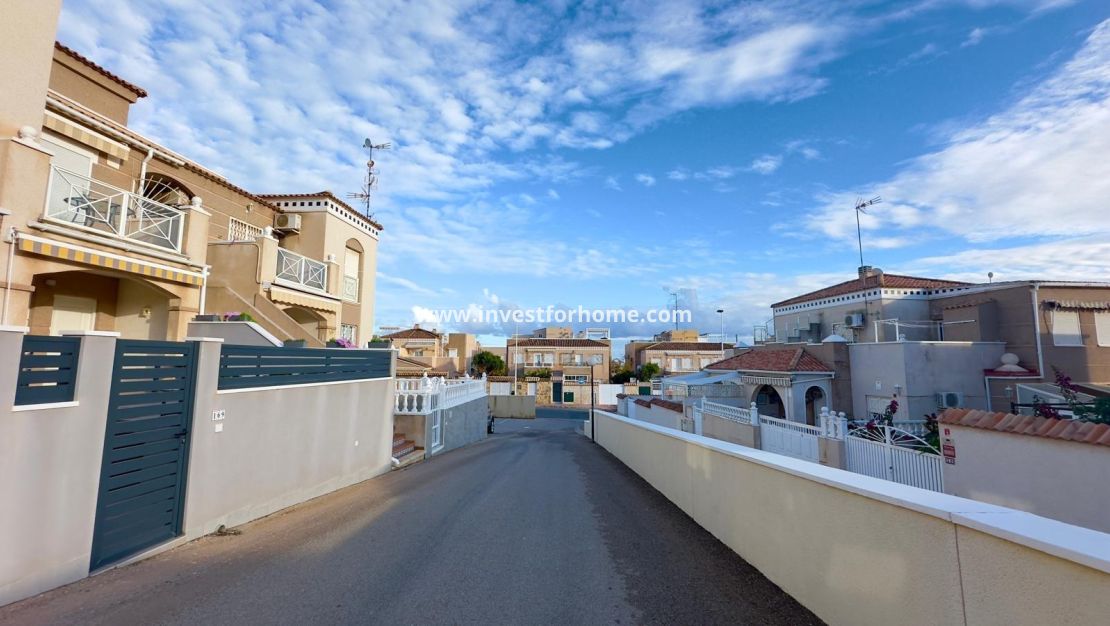 Verkoop - Bungalow - Torrevieja - Torrelamata - La Mata