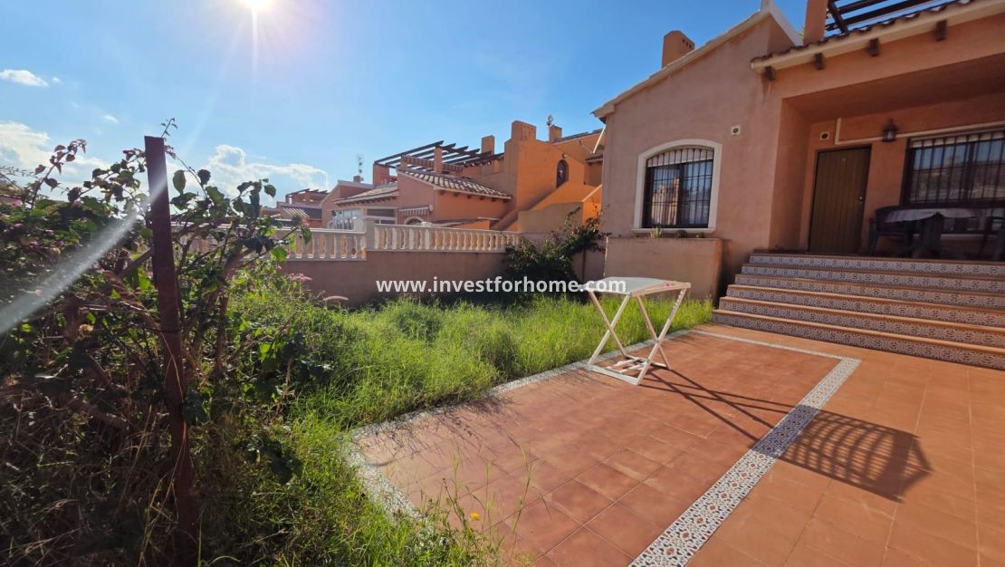 Verkoop - Bungalow - Torrevieja - Zona Los Frutales