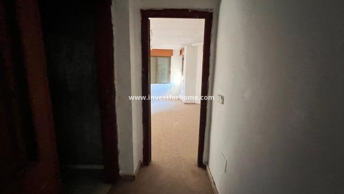 Verkoop - Huis - Catral - Avda Principal