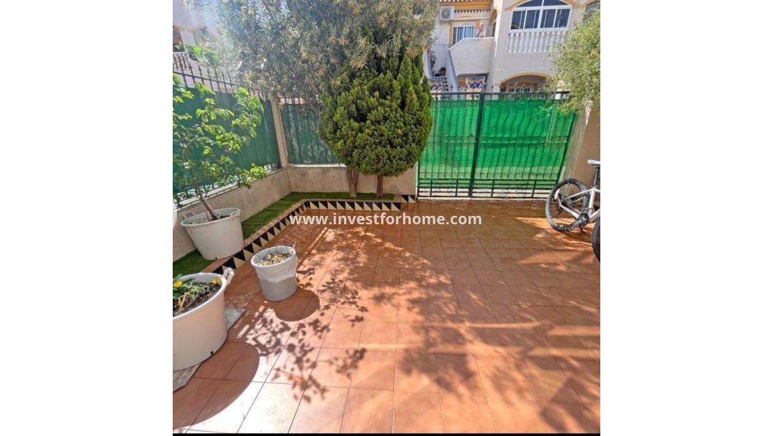 Verkoop - Huis - Guardamar del Segura - El Edén - Los Estaños