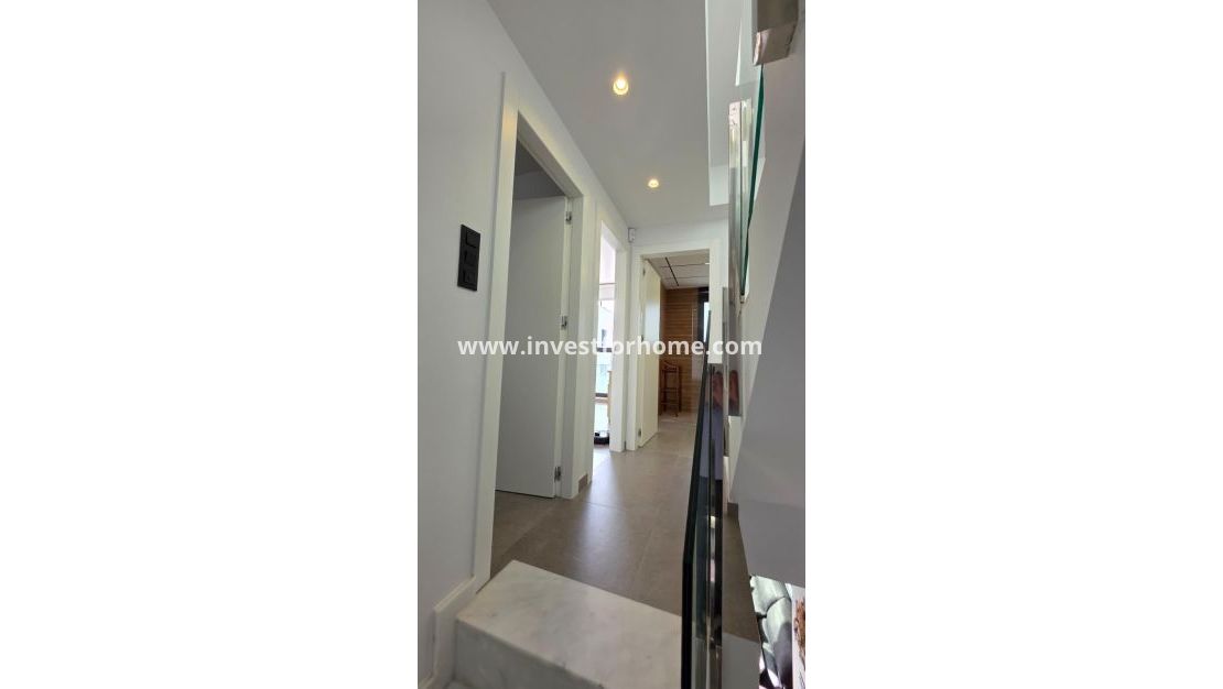 Verkoop - Huis - Guardamar del Segura - Los Secanos