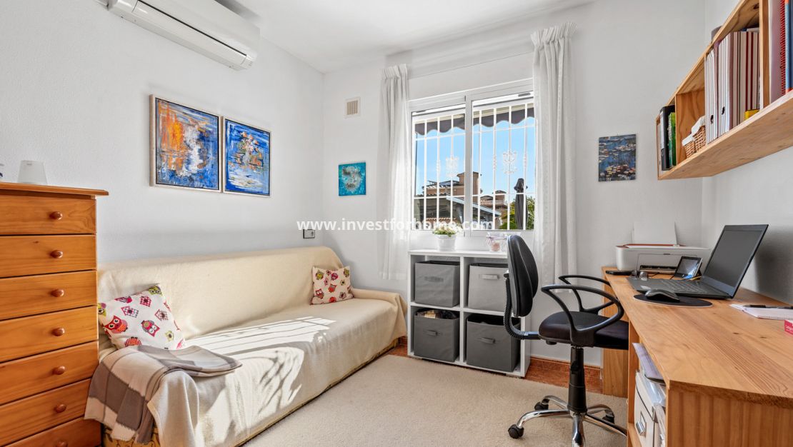 Verkoop - Huis - La Marina - Costa Blanca