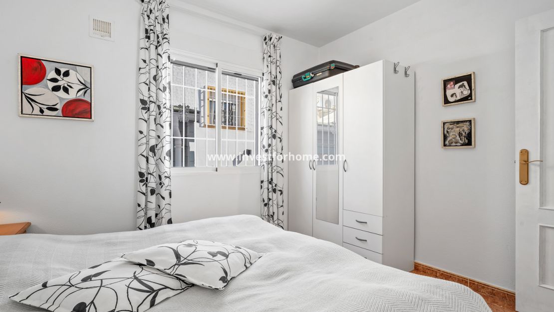 Verkoop - Huis - La Marina - Costa Blanca