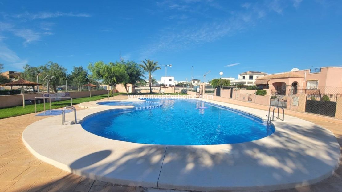 Verkoop - Huis - Los Montesinos - Los Montesinos - Urb. La Herrada