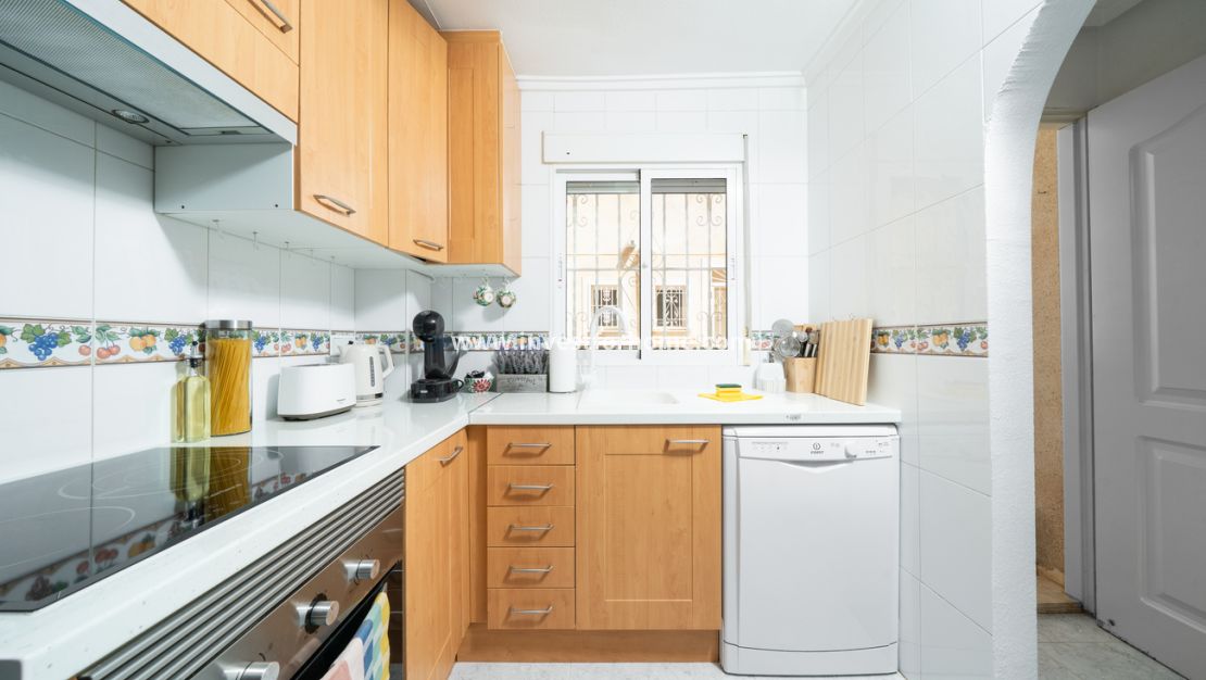 Verkoop - Huis - Orihuela Costa - Los Almendros - La Florida