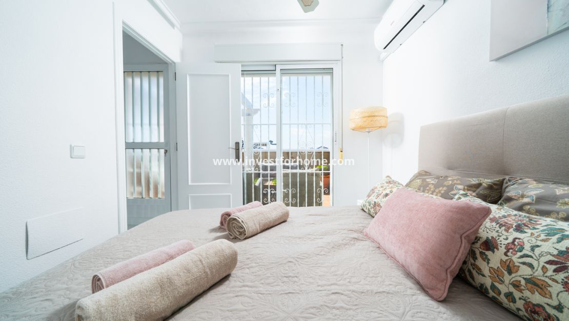 Verkoop - Huis - Orihuela Costa - Los Almendros - La Florida