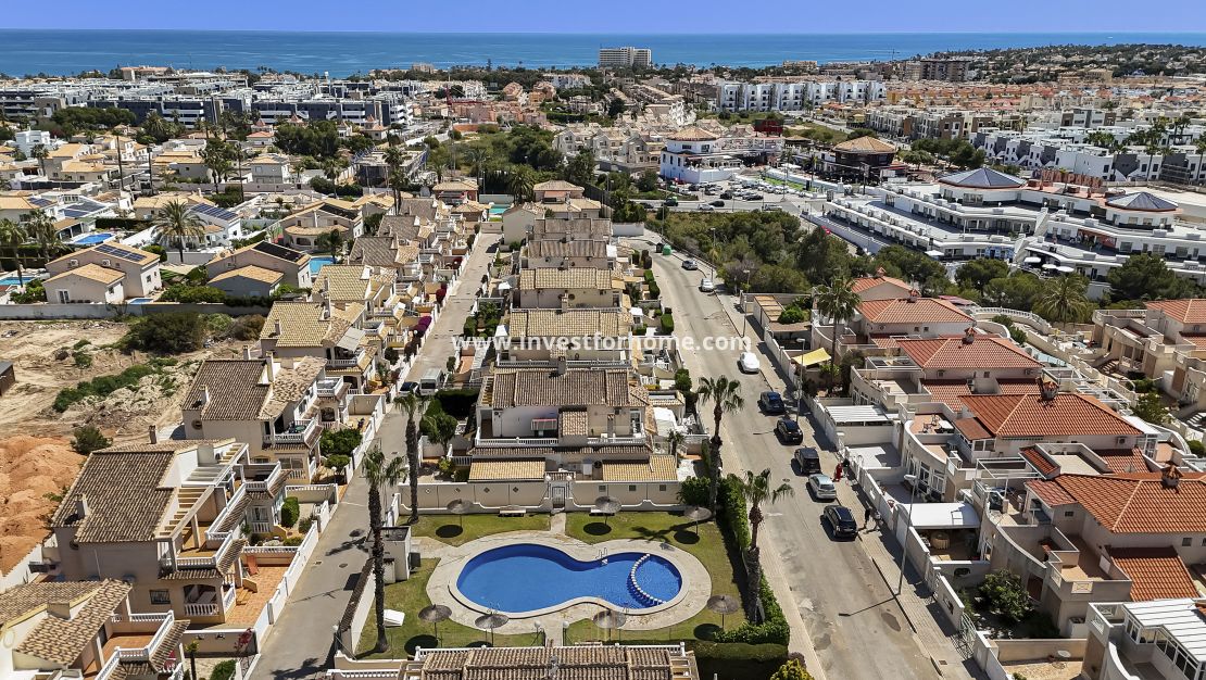 Verkoop - Huis - Orihuela Costa - Playa Flamenca