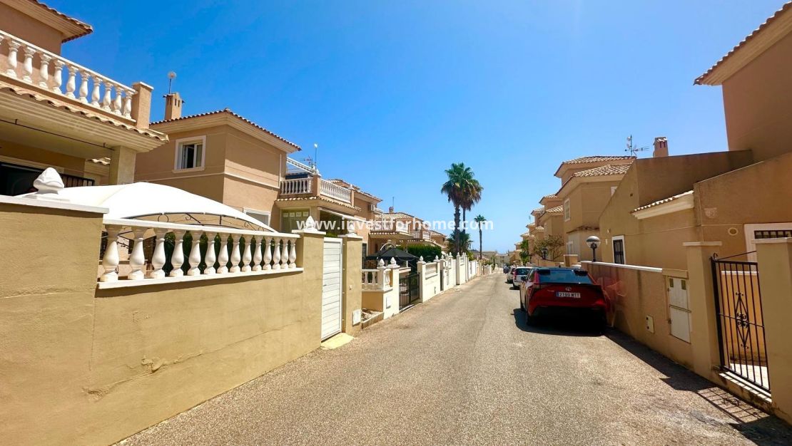 Verkoop - Huis - Orihuela Costa - Urbanización Perla Del Mar