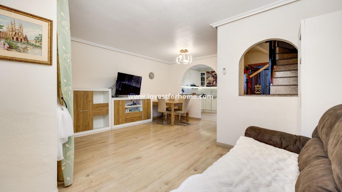 Verkoop - Huis - Torrevieja - aguas nuevas