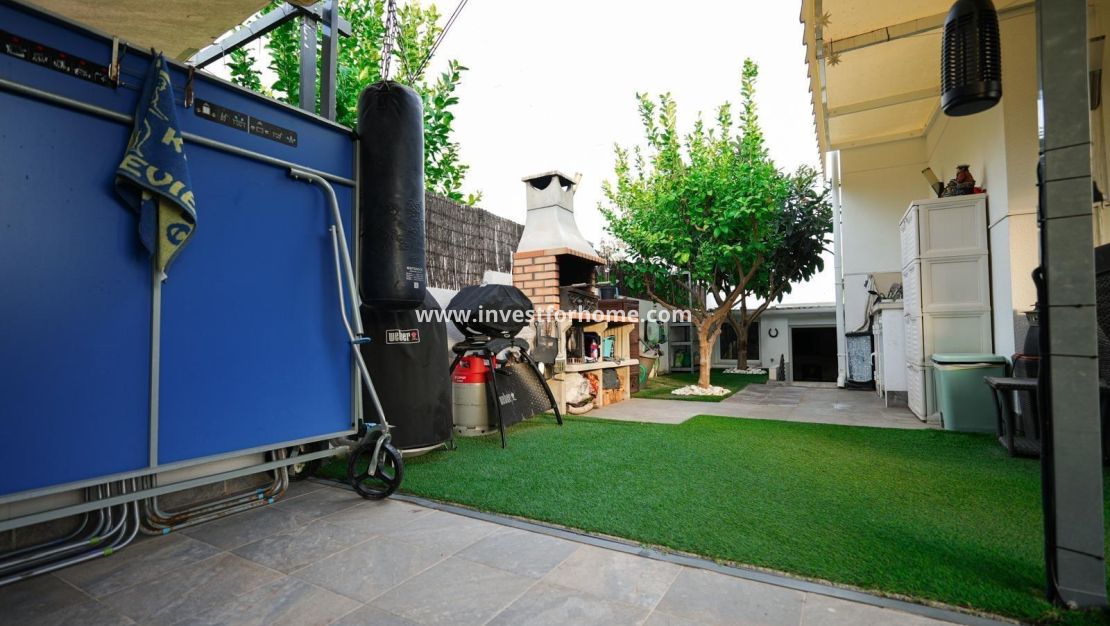 Verkoop - Huis - Torrevieja - aguas nuevas