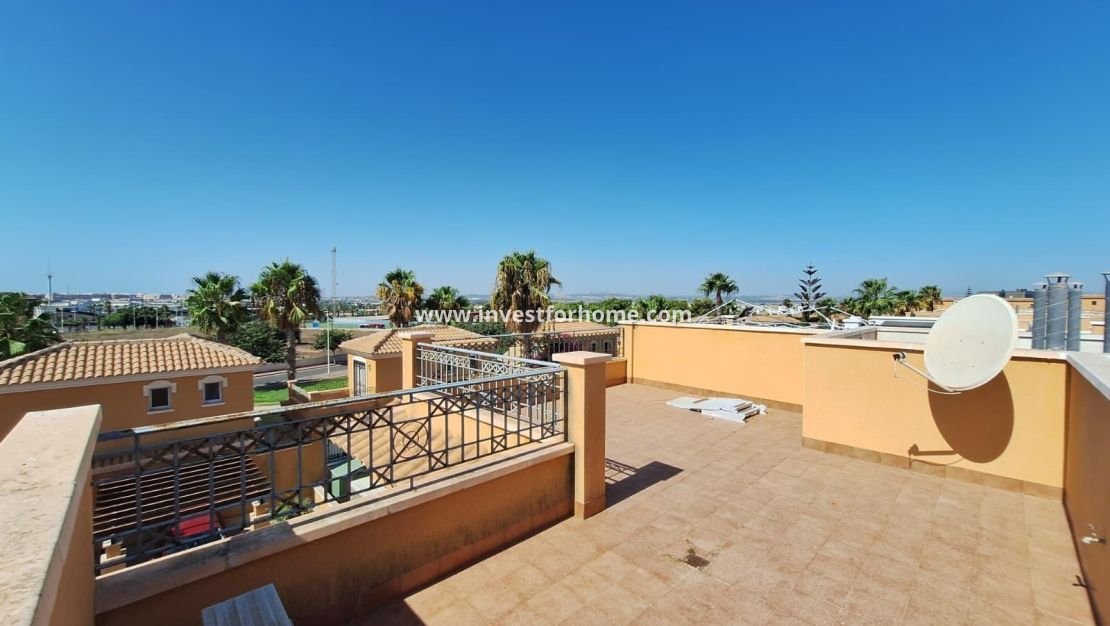 Verkoop - Huis - Torrevieja - aguas nuevas