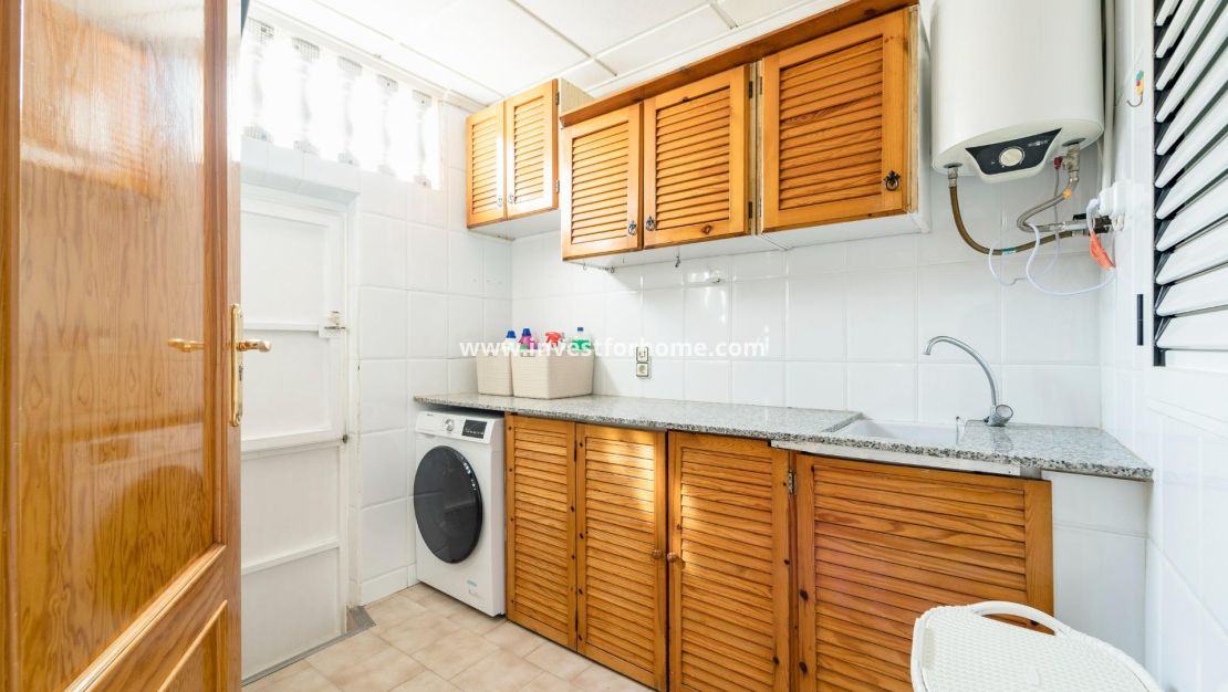 Verkoop - Huis - Torrevieja - El Acequión - Los Náufragos