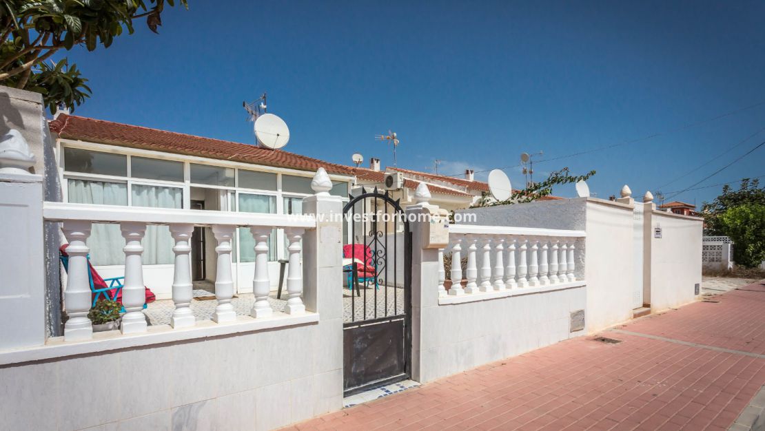 Verkoop - Huis - Torrevieja - La Siesta-El Chaparral