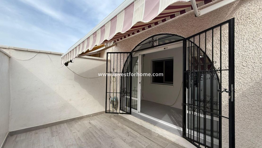 Verkoop - Huis - Torrevieja - La Siesta - El Salado - Torreta