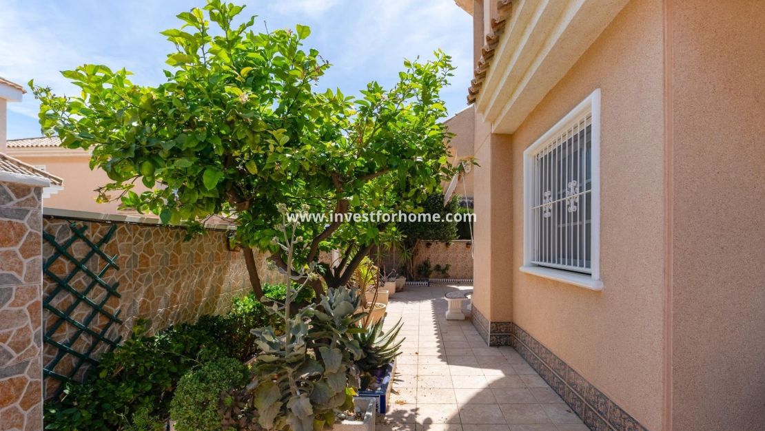 Verkoop - Huis - Torrevieja - Los Balcones - Los Altos Del Edén