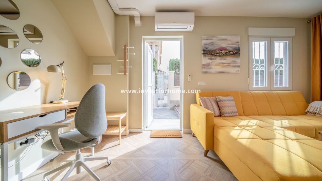 Verkoop - Huis - Torrevieja - Nueva Torrevieja - Aguas Nuevas