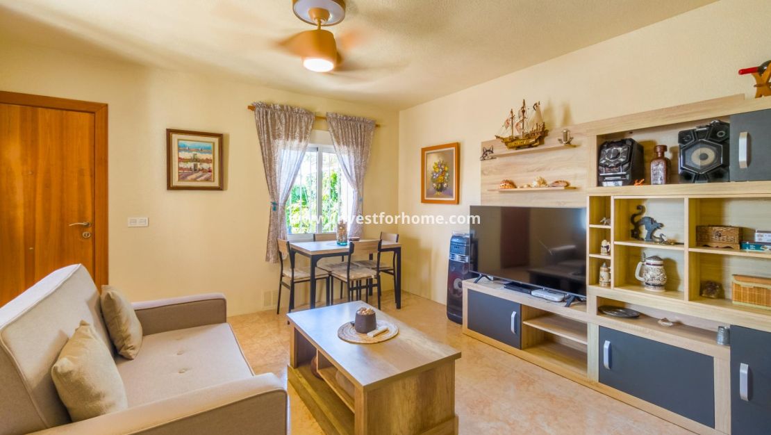 Verkoop - Huis - Torrevieja - Nueva Torrevieja - Aguas Nuevas