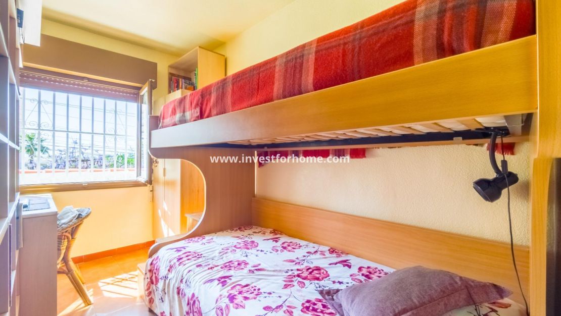 Verkoop - Huis - Torrevieja - Nueva Torrevieja - Aguas Nuevas