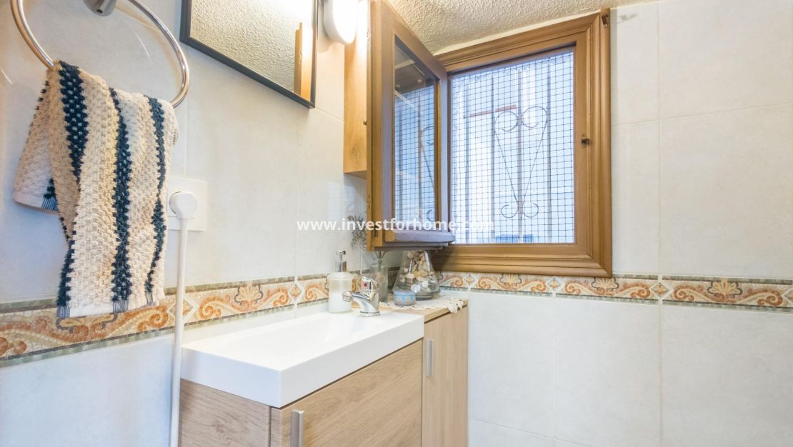 Verkoop - Huis - Torrevieja - Nueva Torrevieja - Aguas Nuevas
