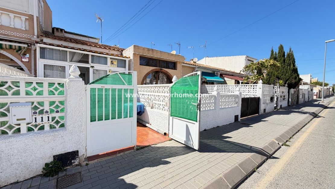 Verkoop - Huis - Torrevieja - Nueva Torrevieja - Aguas Nuevas