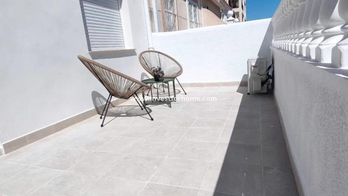 Verkoop - Huis - Torrevieja - Nueva Torrevieja - Aguas Nuevas