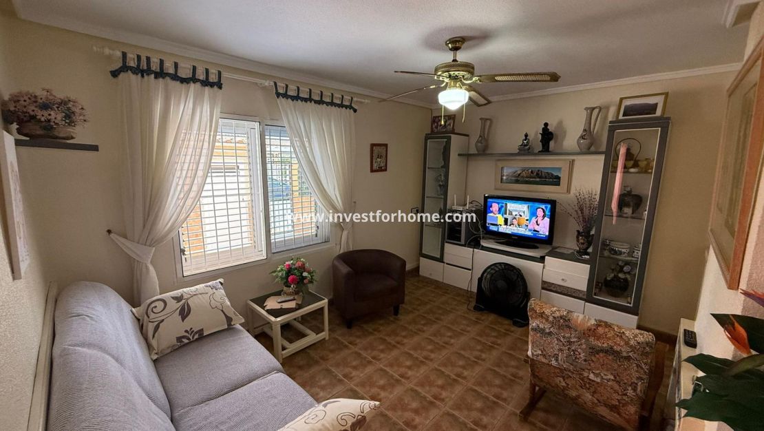 Verkoop - Huis - Torrevieja - Nueva Torrevieja - Aguas Nuevas