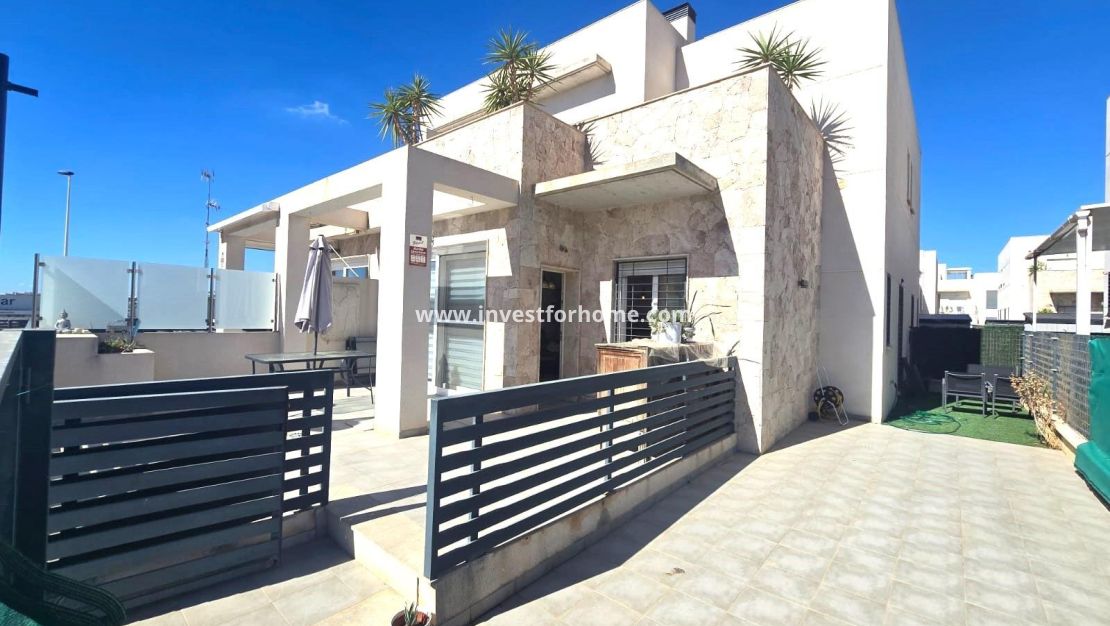 Verkoop - Huis - Torrevieja - Nueva Torrevieja - Aguas Nuevas