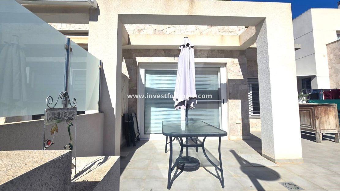 Verkoop - Huis - Torrevieja - Nueva Torrevieja - Aguas Nuevas