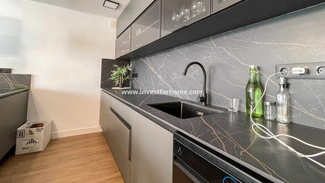 Verkoop - Huis - Torrevieja - Nueva Torrevieja - Aguas Nuevas