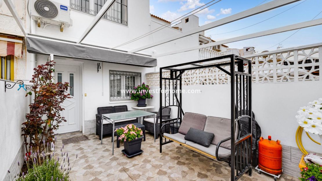 Verkoop - Huis - Torrevieja - Playa de los Locos