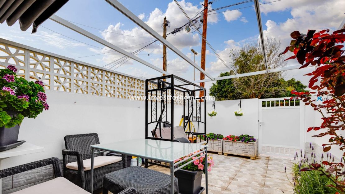 Verkoop - Huis - Torrevieja - Playa de los Locos