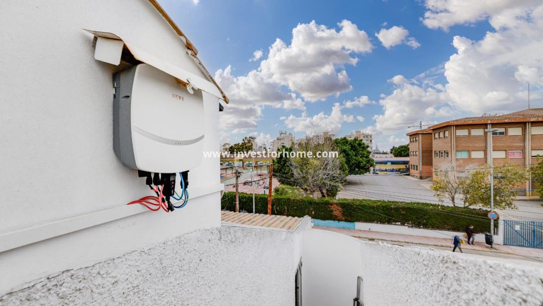 Verkoop - Huis - Torrevieja - Playa de los Locos