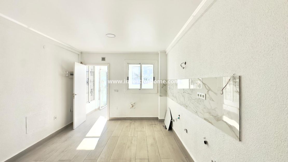 Verkoop - Huis - Torrevieja - Torrelamata - La Mata