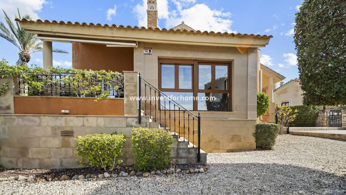 Verkoop - Villa - Algorfa - La Finca Golf